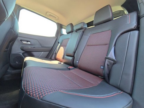 New 2025 Nissan Kicks SR image 19