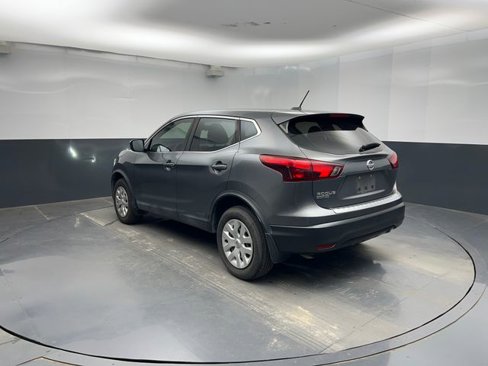 Used 2019 Nissan Rogue Sport S image 7