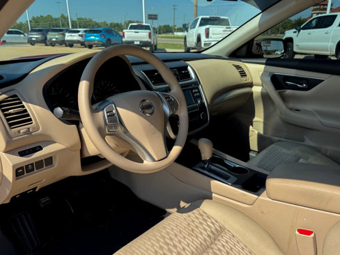 Used 2016 Nissan Altima 2.5 S w/ Power Driver Seat Package image 10