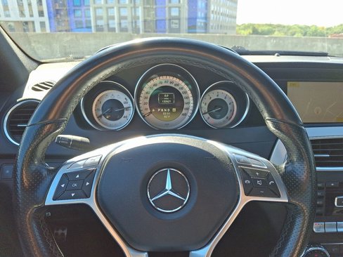 Used 2012 Mercedes-Benz C 250 Sedan image 23
