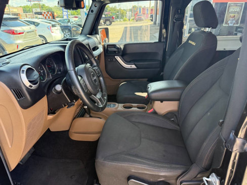 Used 2015 Jeep Wrangler Sahara w/ Connectivity Group image 8
