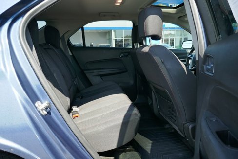 Used 2017 Chevrolet Equinox LT image 16