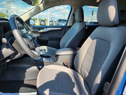 Used 2020 Ford Escape SE image 24
