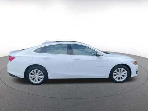 Used 2024 Chevrolet Malibu LT image 16