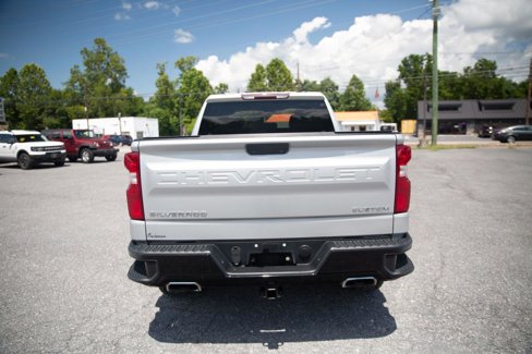 Used 2020 Chevrolet Silverado 1500 Custom Trail Boss w/ Custom Convenience Package image 4