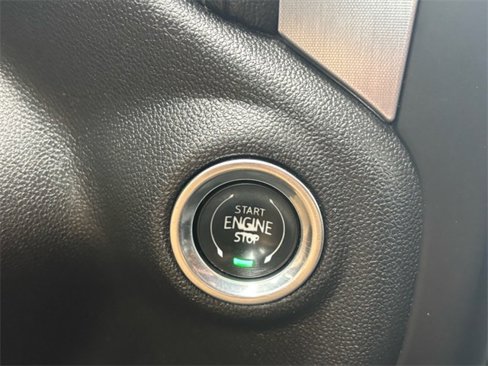 Used 2020 GMC Sierra 1500 SLE w/ SLE Value Package image 9