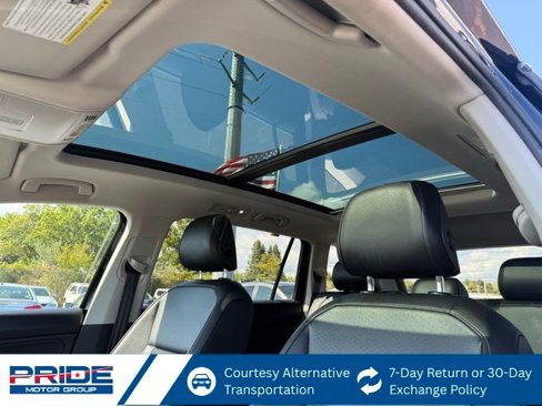 Used 2018 Volkswagen Tiguan SEL image 28