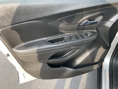 Used 2019 Buick Encore Sport Touring image 11