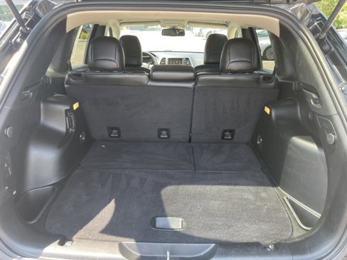 Used 2018 Jeep Cherokee Latitude Plus w/ Cold Weather Group image 24