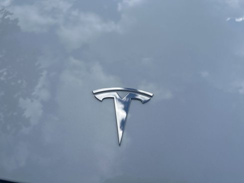 Used 2022 Tesla Model Y Performance image 14