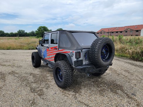Used 2013 Jeep Wrangler Unlimited Sport image 7