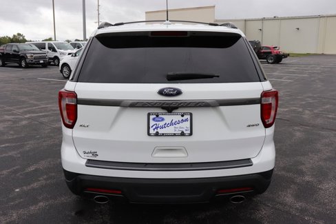 Used 2018 Ford Explorer XLT w/ Equipment Group 202A image 10