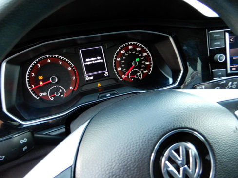Used 2019 Volkswagen Jetta R-Line image 17