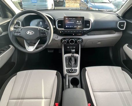 New 2025 Hyundai Venue SEL image 13