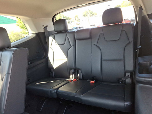 Used 2020 Kia Telluride LX image 11