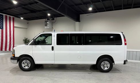 Used 2014 Chevrolet Express 3500 LT w/ LT Preferred Equipment Group image 2