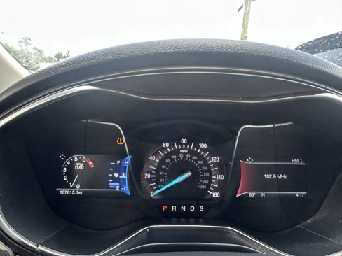 Used 2018 Ford Fusion Titanium image 20