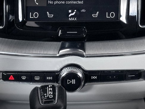 Used 2019 Volvo XC60 T6 Inscription w/ Protection Package Premier image 15