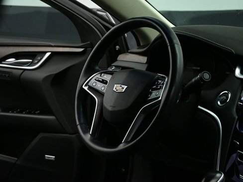 Used 2018 Cadillac XTS Luxury image 41