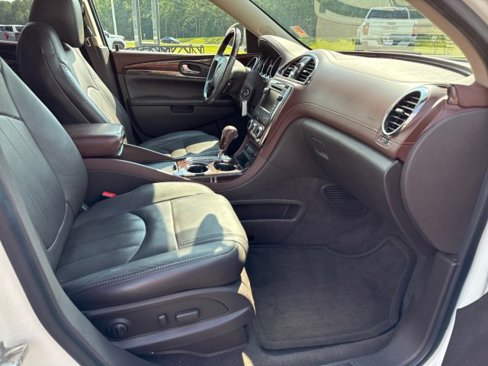 Used 2014 Buick Enclave Leather image 9