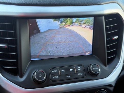 Used 2018 GMC Acadia SLT image 28