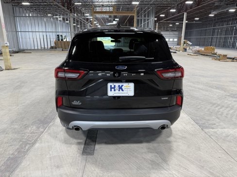 Used 2023 Ford Escape SE w/ PHEV Premium Package image 5