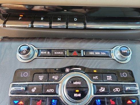 Used 2020 Lincoln Aviator Reserve w/ Equipment Group 202A image 27