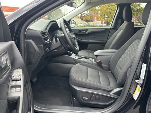 Used 2024 Ford Escape Active image 10