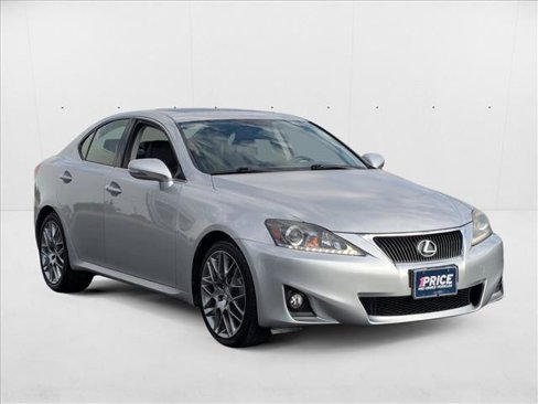 Used 2011 Lexus IS 250 image 3