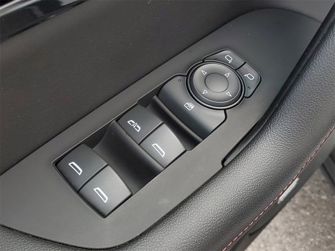 Used 2022 Chevrolet Blazer RS w/ Enhanced Convenience Package image 15