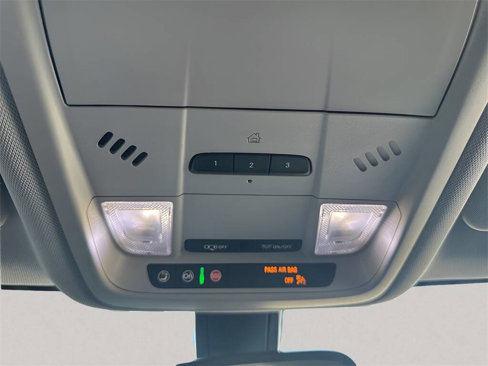 Used 2020 Chevrolet Blazer LT image 30