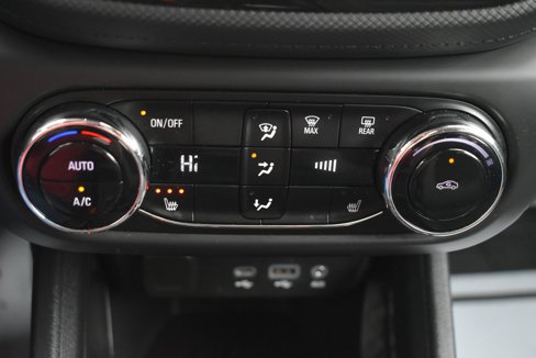 Used 2023 Chevrolet TrailBlazer LT w/ Convenience Package image 28