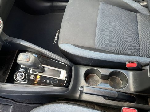 Used 2023 Nissan Versa SV image 41