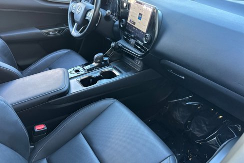 Certified 2024 Lexus NX 250 FWD w/ Premium Package image 30