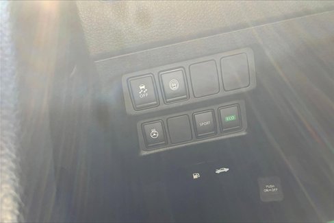 Used 2022 Nissan Rogue Sport SV image 33
