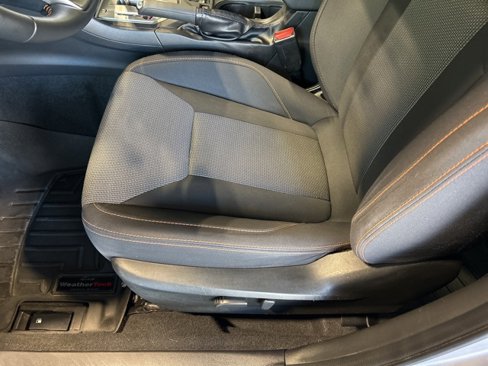 Used 2022 Subaru Crosstrek 2.0i Premium w/ Moonroof Package image 16