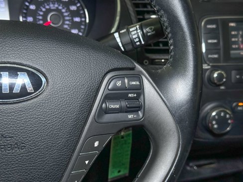 Used 2016 Kia Forte Koup EX image 29