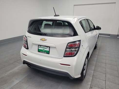 Used 2020 Chevrolet Sonic LT image 7