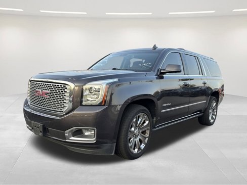 Used 2016 GMC Yukon XL Denali w/ Open Road Package image 1