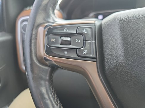 Used 2019 Chevrolet Silverado 1500 High Country w/ Technology Package image 22