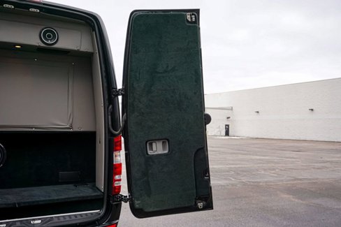 Used 2014 Mercedes-Benz Sprinter 2500 image 44