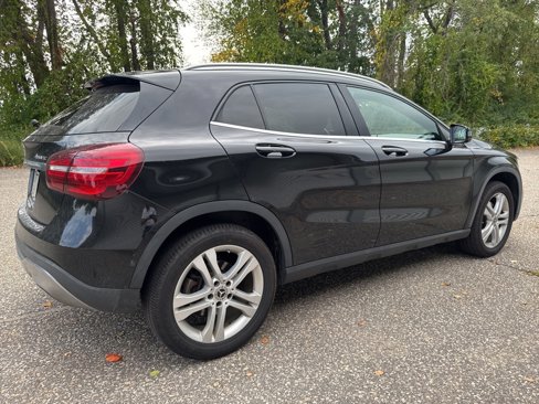 Used 2020 Mercedes-Benz GLA 250 4MATIC image 3