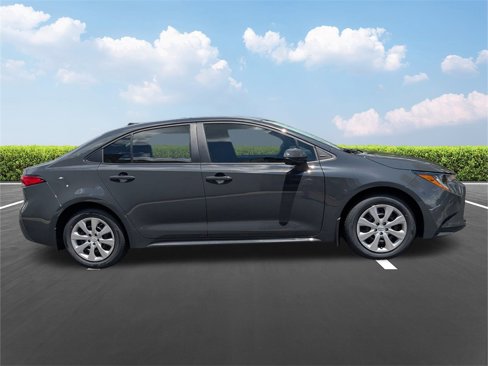 New 2025 Toyota Corolla LE image 3