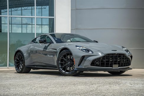 New 2025 Aston Martin V8 Vantage Coupe image 1
