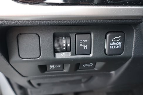 Used 2018 Subaru Forester 2.5i Limited image 19
