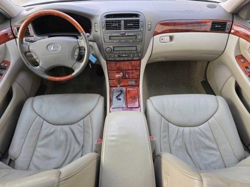 Used 2002 Lexus LS 430 image 4