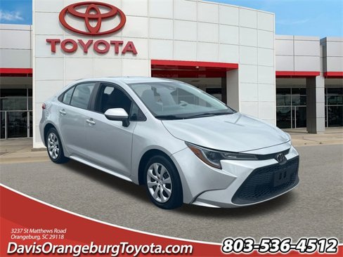 Used 2021 Toyota Corolla LE image 1