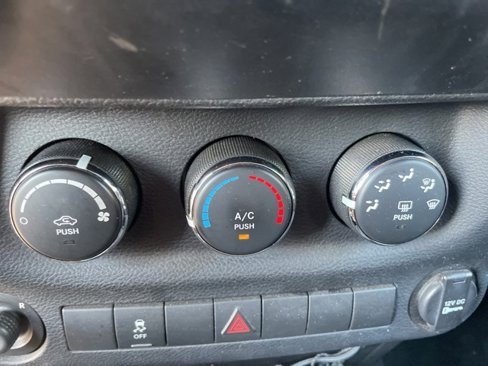 Used 2012 Jeep Wrangler Unlimited Sport image 10