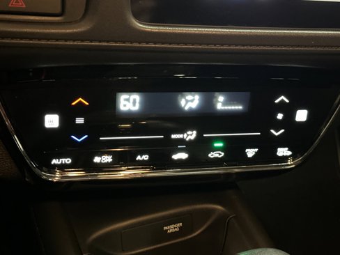 Used 2016 Honda HR-V EX image 19