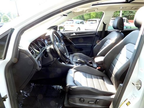 Used 2018 Volkswagen Golf SEL image 33